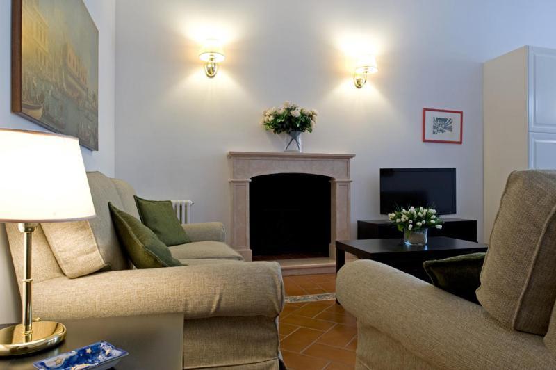 Cerva Fashion District Apartment Milano Esterno foto