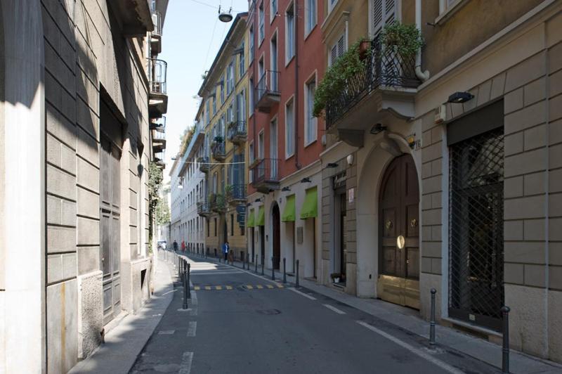 Cerva Fashion District Apartment Milano Esterno foto